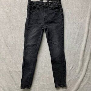 Kensie jeans The Skylar high rise skinny Retro Luxe Stretch Distressed size 6/28